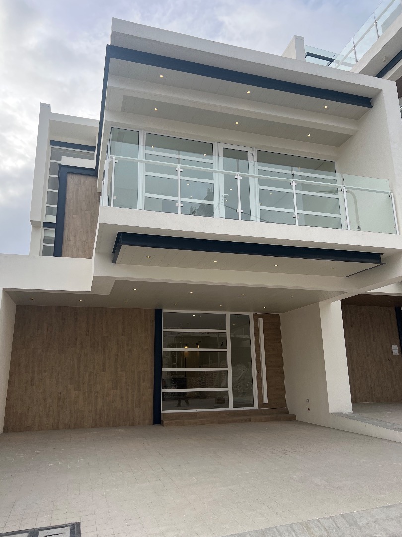 (Category: ) located in . Submitted by cicelle.filipinohome.gem (Listing ID 1468561364, Image 1). Description: .