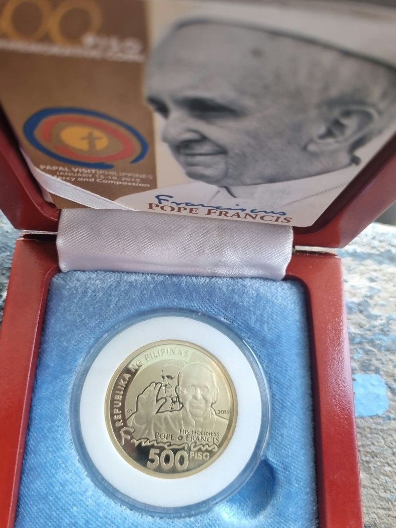 500 piso commemorative coin (Category: Currency) located in Manila. Submitted by samniel0607 (Listing ID 1468569450, Image 3). Description: 500 pesos commemorative coin.