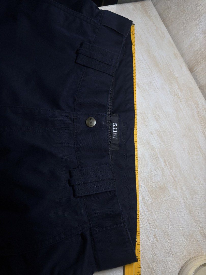 5.11 TACTICAL NAVYBLUE PANTS (Category: Chinos) located in Cabuyao City. Submitted by pormanation-thrift-store (Listing ID 1468574930, Image 3). Description: 5.11 TACTICAL NAVYBLUE PANTS Condition: LIKE NEW Color rate: 10/10 (PWEDE SA MASELAN) Size: 34 Dimes: 34”Wx40”L Issue: NONE‼️ Price: 2200.