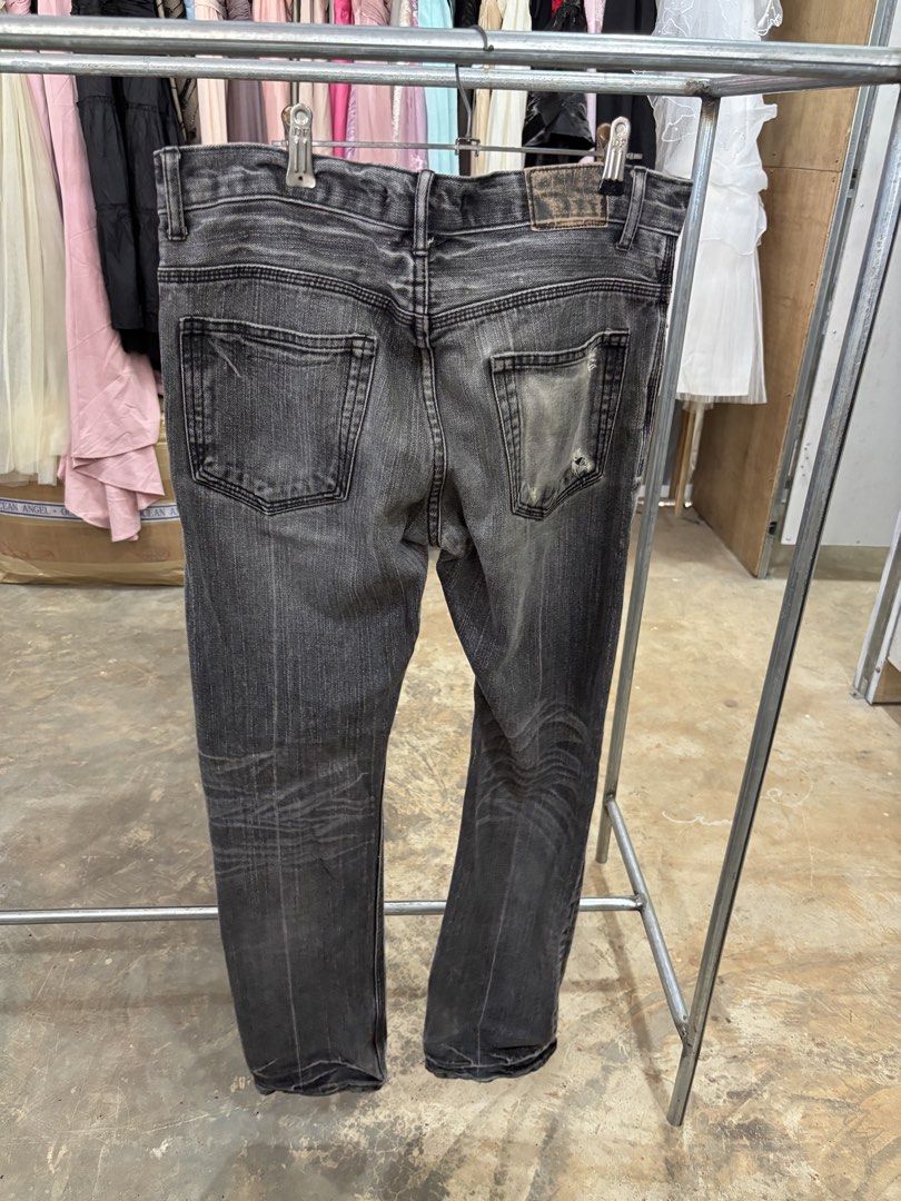 5cm Jeans (Category: Jeans) located in Puerto Princesa. Submitted by 18arc (Listing ID 1468658706, Image 1). Description: .