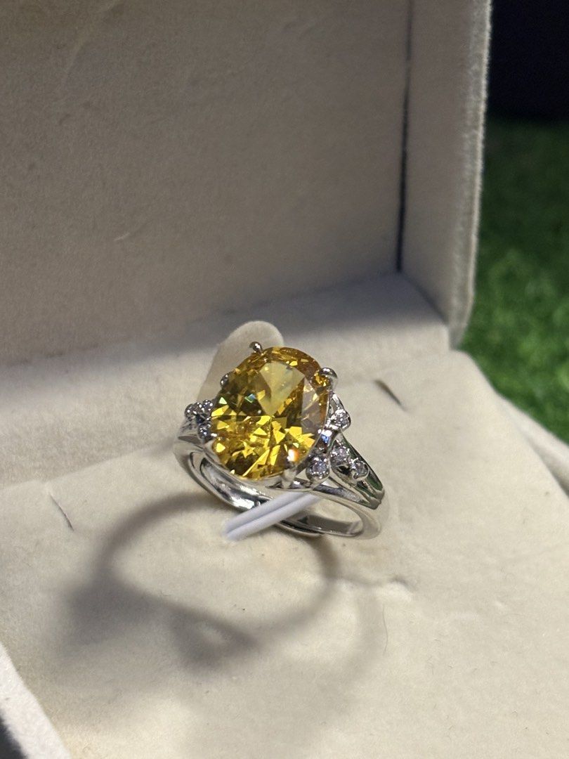 5ct citrine ring gemstone (Category: Rings) located in Davao. Submitted by emmanuelchuamellorin23 (Listing ID 1468669699, Image 1). Description: 💛power ring citrine gemstone Size8 adjustable Markings Au750 Rodium/ Platinum over copper based metal Tarnish resistant with extra care Message me directly📩.