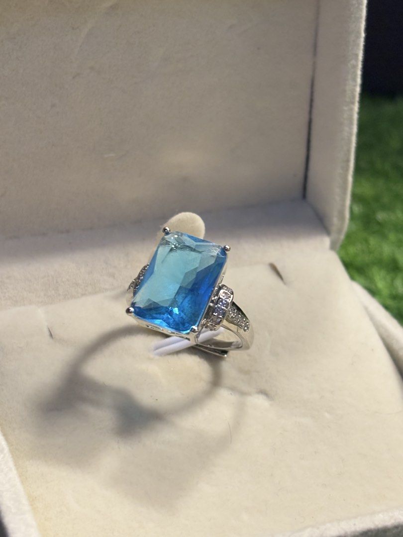 6ct aquamarine ring gemstone (Category: Rings) located in Davao. Submitted by emmanuelchuamellorin23 (Listing ID 1468669882, Image 2). Description: 🩵aqua marine gemstone ring 6ct Size7 adjustable Markings pt950 Uv reactive Rodium/ Platinum over copper based metal Tarnish resistant with extra care Message me directly📩.