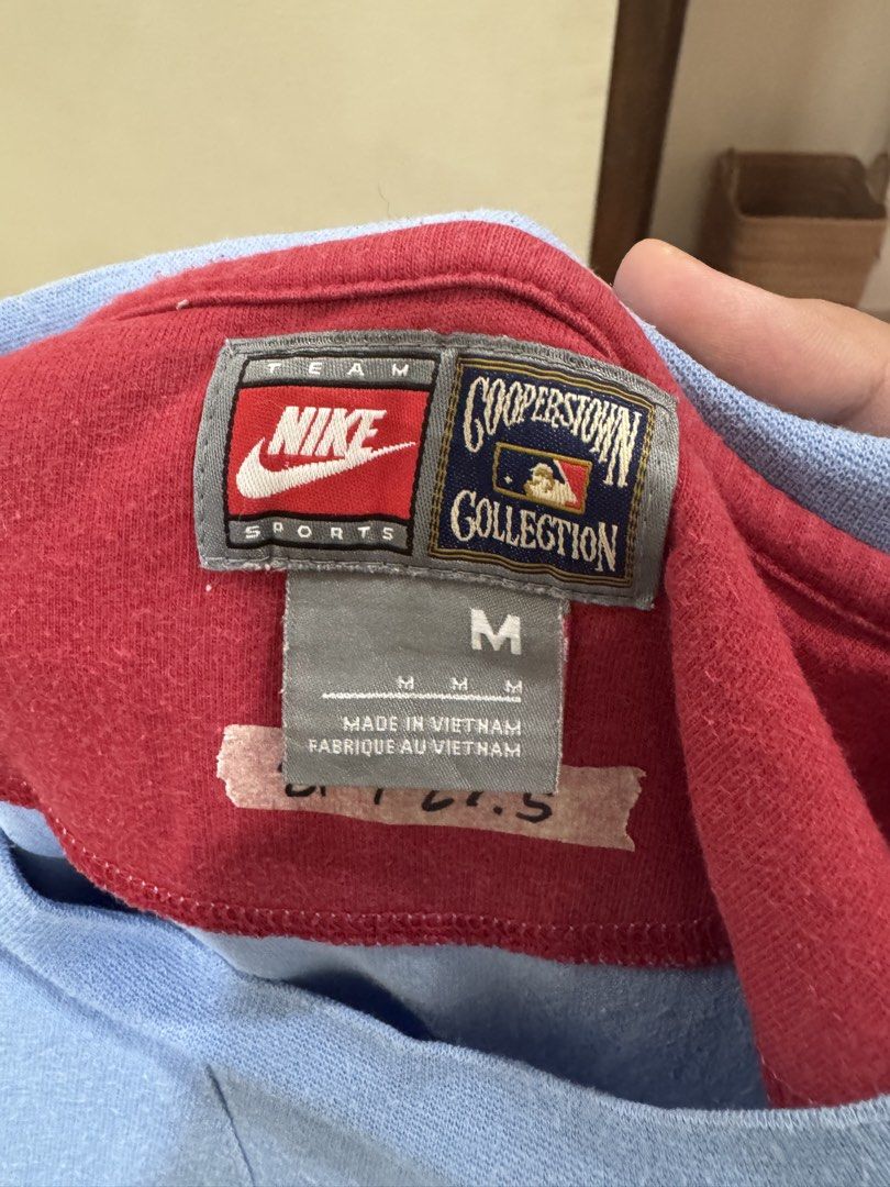 90s Nike St. Louis Cardinal Patch Shirt (Category: Tshirts & Polo Shirts ) located in Dumaguete. Submitted by neeks.vtg (Listing ID 1468535671, Image 2). Description: .