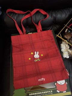 （分類：）位於 。 由 bigmiffyfans 提交（商品編號 1468646968，圖片 1）。簡介： 。