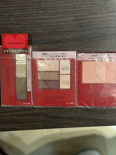 （分類：）位於 。 由 acks1 提交（商品編號 1468555445，圖片 1）。簡介： 。