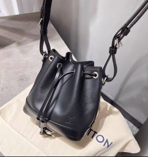 (Category: ) located in . Submitted by millenlavish_outlet (Listing ID 1468526721, Image 1). Description: .