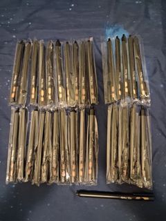 （分類：）位於 。 由 xocoin789789 提交（商品編號 1468693416，圖片 1）。簡介： 。
