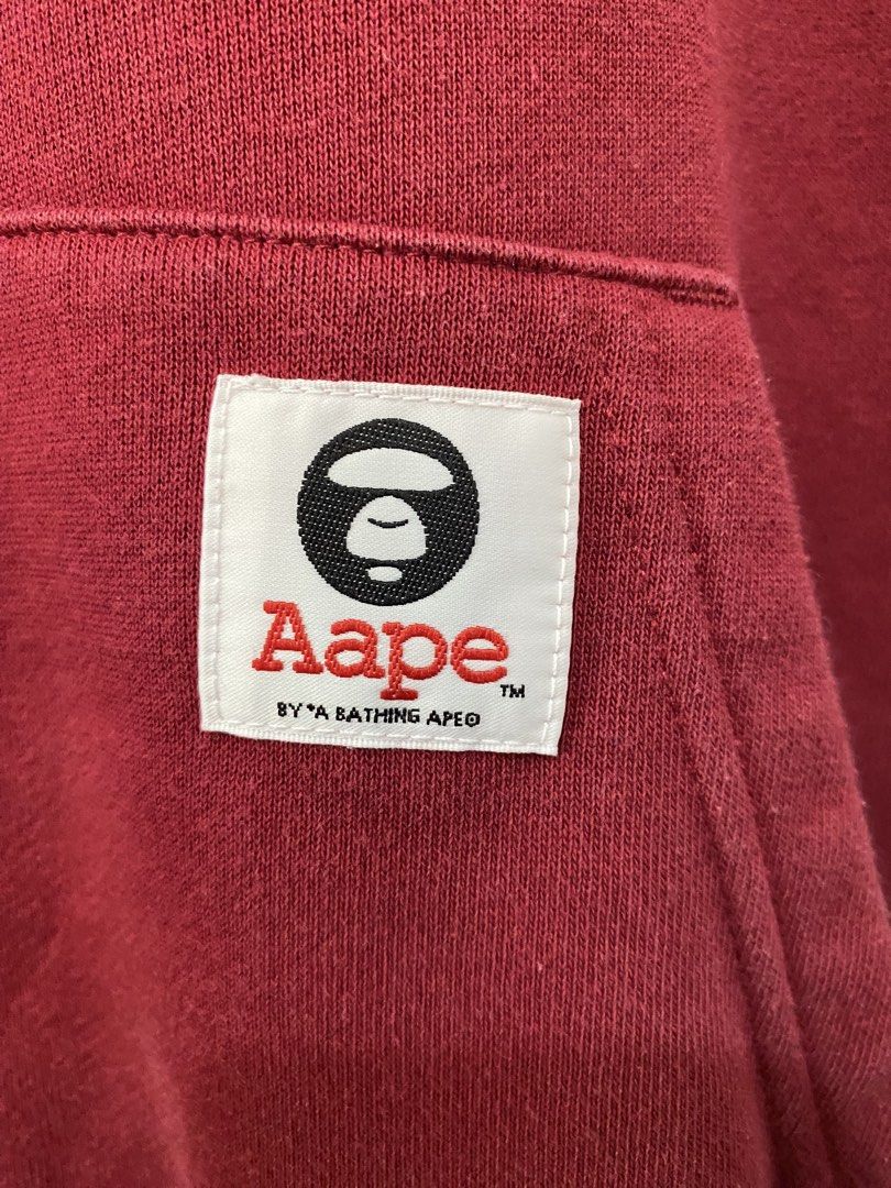 Aape Hoodie (Category: Coats, Jackets and Outerwear) located in Echague. Submitted by jake_rc (Listing ID 1468544675, Image 2). Description: Aape Hoodie Small on tag Dimes 20 x 25 Excellent Price 950 plus SF.