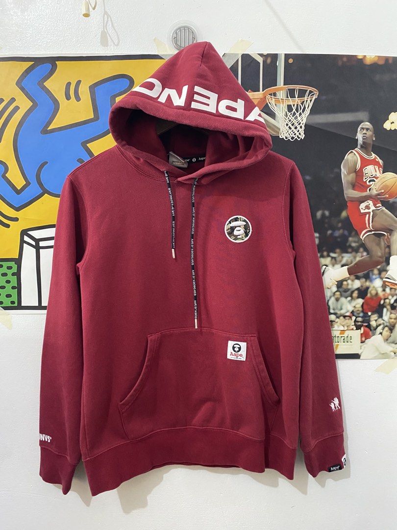 Aape Hoodie (Category: Coats, Jackets and Outerwear) located in Echague. Submitted by jake_rc (Listing ID 1468544675, Image 1). Description: Aape Hoodie Small on tag Dimes 20 x 25 Excellent Price 950 plus SF.
