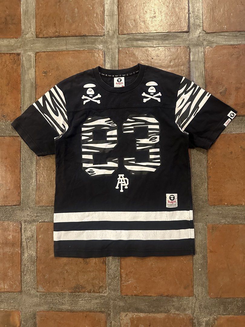 Aape UNV Shirt (Category: Tshirts & Polo Shirts ) located in Baguio. Submitted by thriftowen (Listing ID 1468619631, Image 1). Description: .