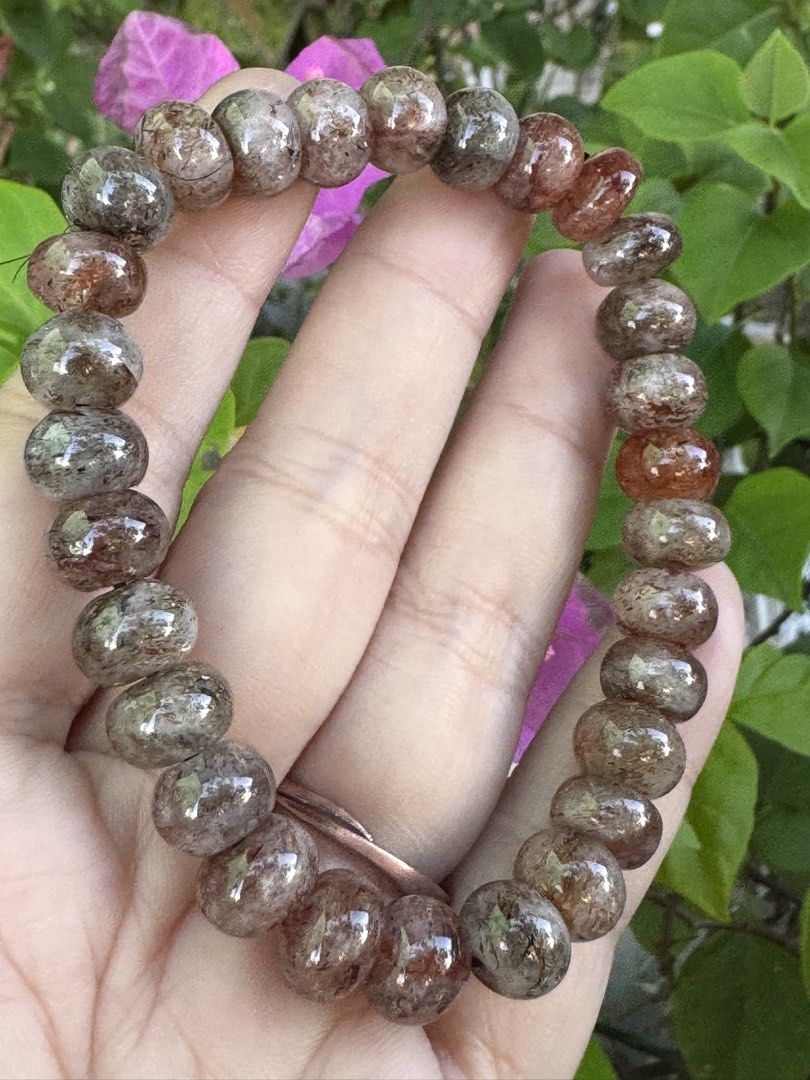 ABACUS BLACK GOLD SUPER SEVEN 🍍 B5_JC011 (Category: Bracelets) located in Bulacan. Submitted by selling_low_by_bella_ben (Listing ID 1468637845, Image 2). Description: ABACUS BLACK GOLD SUPER SEVEN 🍍 B5_JC011 🏷️ 380 9+ mm bead 17 cm wrists.