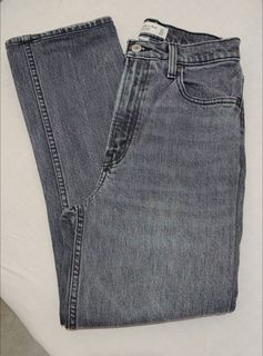 (Category: ) located in . Submitted by forthriftstorewarriors (Listing ID 1468582153, Image 1). Description: .
