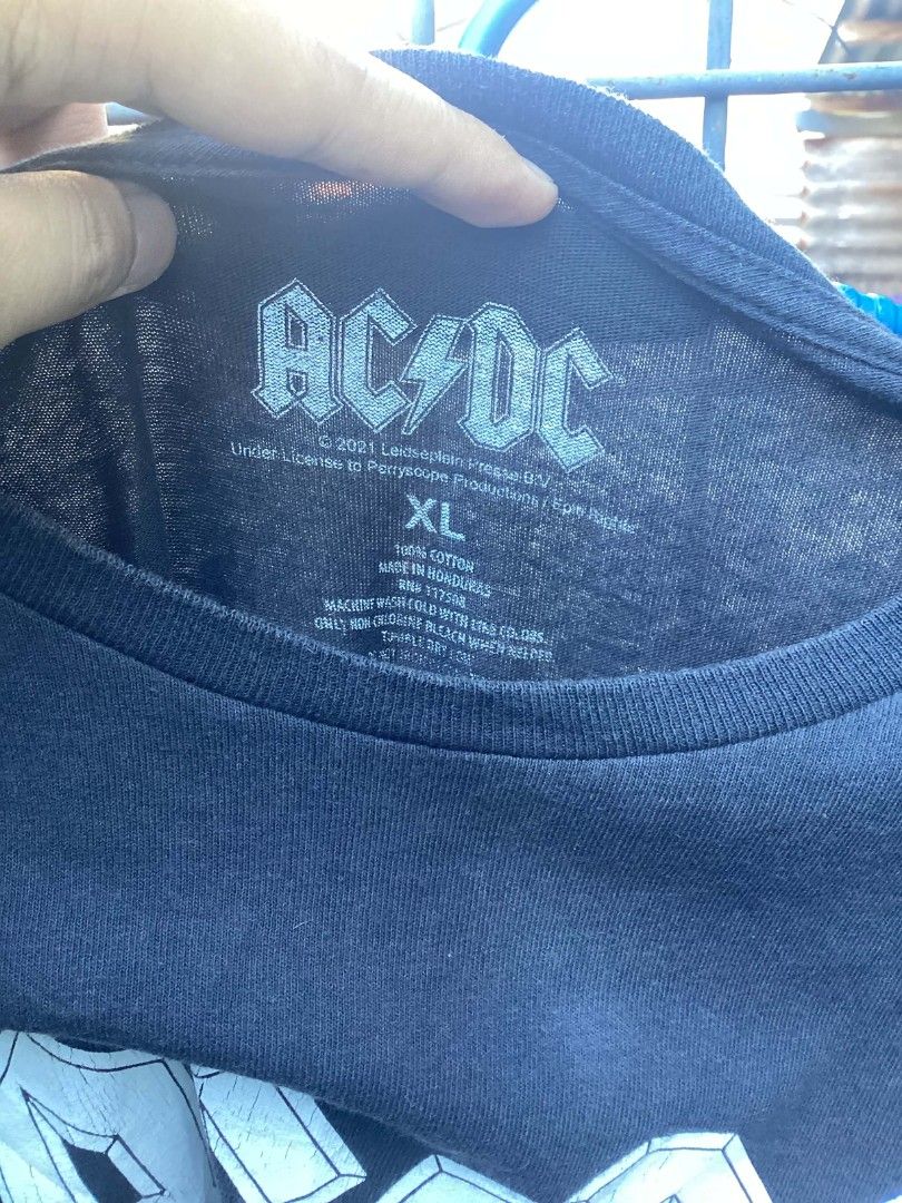 ACDC Spellout Tee dated 2021 (Category: Tshirts & Polo Shirts ) located in Balanga. Submitted by archivefine_ds (Listing ID 1468581971, Image 3). Description: ACDC Spellout Tee dated 2021 Size XL on tag 10/10 good condi, need wash w 22 L 28 400+sf.