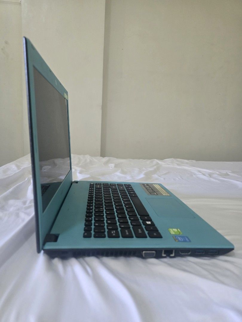 Acer Aspire E 14 E5-473G-31DV Laptop (Category: Laptops & Notebooks) located in Quezon City. Submitted by heymillie (Listing ID 1468573345, Image 2). Description: Laptop for Sale - Aspire E14 - E5-473G-31DV - Negotiable UPGRADED: 8GB RAM + UPGRADED BATTERY! ​⚡ Upgraded 8GB RAM – Smoother multitasking, faster performance, and seamless browsing across multiple tabs/apps compared to the standard 4GB setup! ​🔋 Upgraded Battery – Improved battery lif