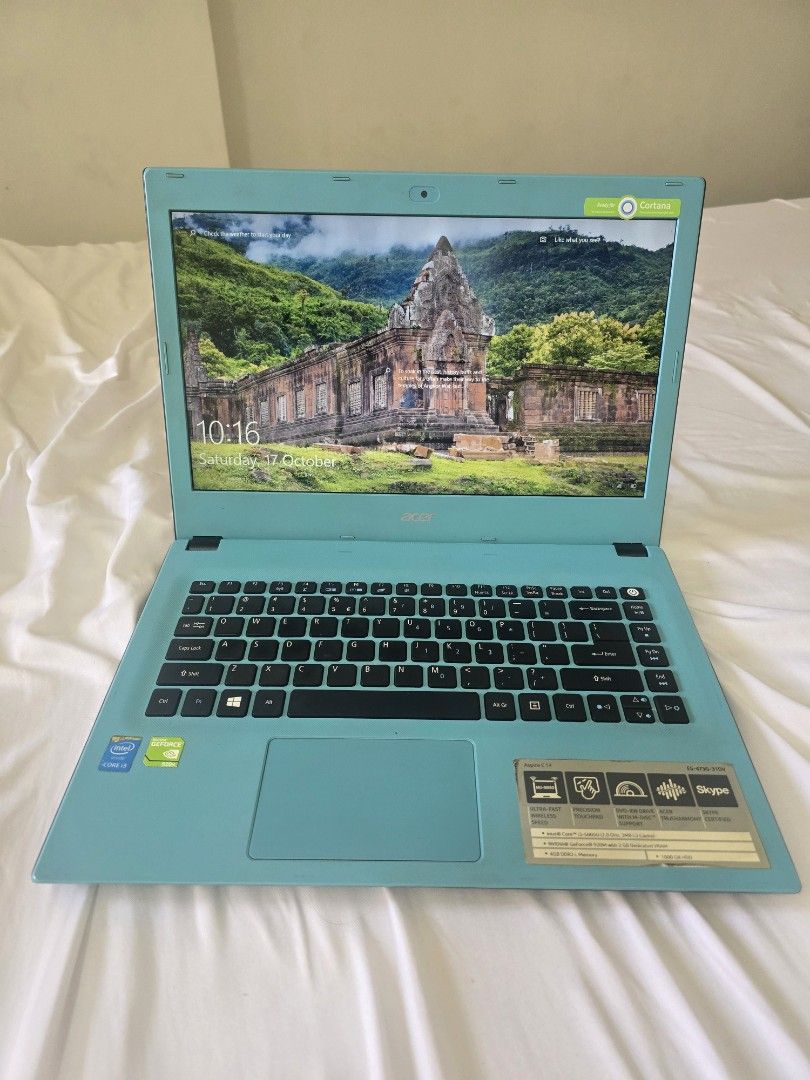 Acer Aspire E 14 E5-473G-31DV Laptop (Category: Laptops & Notebooks) located in Quezon City. Submitted by heymillie (Listing ID 1468573345, Image 1). Description: Laptop for Sale - Aspire E14 - E5-473G-31DV - Negotiable UPGRADED: 8GB RAM + UPGRADED BATTERY! ​⚡ Upgraded 8GB RAM – Smoother multitasking, faster performance, and seamless browsing across multiple tabs/apps compared to the standard 4GB setup! ​🔋 Upgraded Battery – Improved battery lif