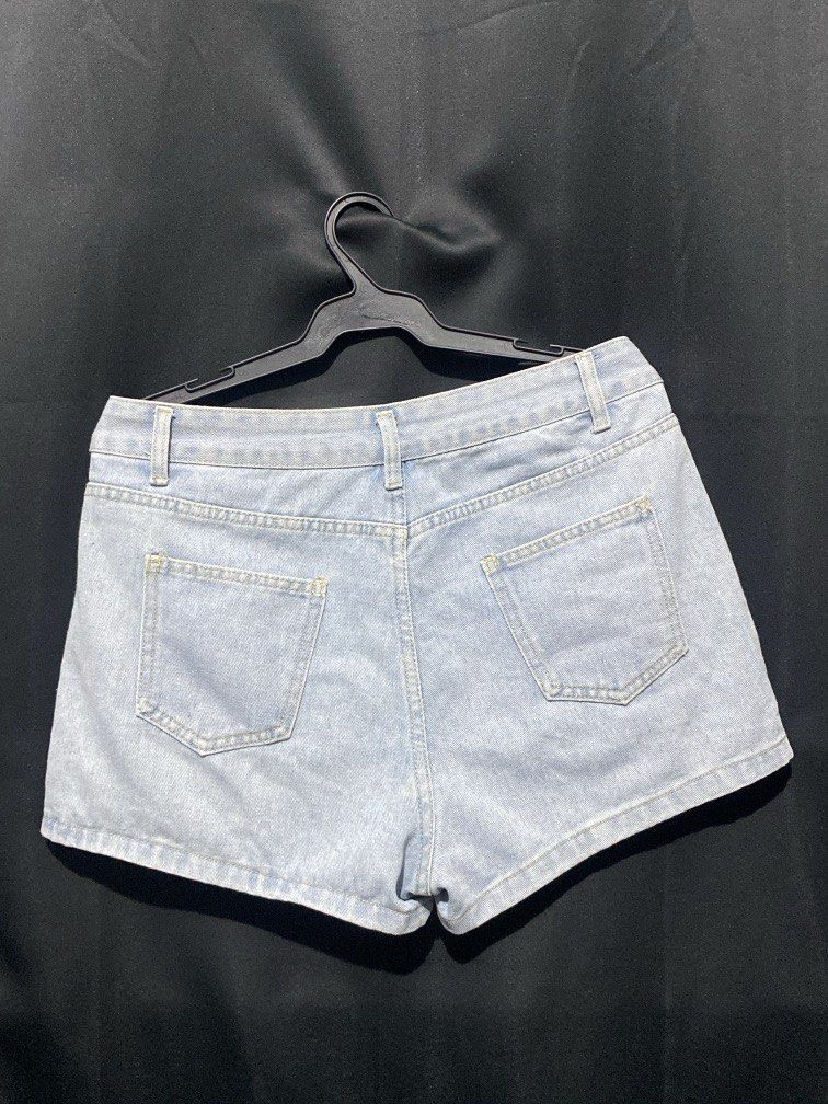 Acid Blue Skort (Category: Coats, Jackets and Outerwear) located in Paranaque City. Submitted by things.jesspreloved (Listing ID 1468589873, Image 2). Description: .