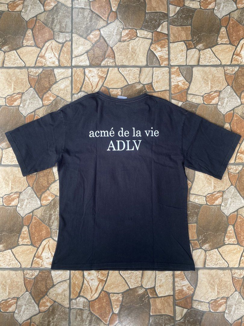 acme de la vie (ADLV) (Category: Tshirts & Polo Shirts ) located in Aroroy. Submitted by derz.archive (Listing ID 1468538141, Image 2). Description: COLOR RATE: 9/10 ISSUE: SIGN OF USAGE AND SEE LAST PIC WIDTH: 20 LENGTH: 26.5 .