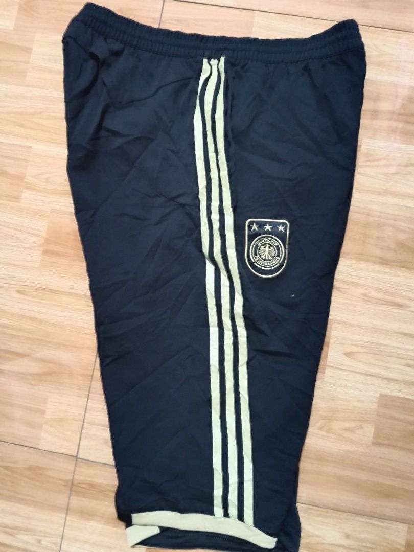 Addidas Shorts (Category: Shorts) located in San Carlos City. Submitted by treasuredbox (Listing ID 1468606548, Image 2). Description: Black Gold Addidas Branded Short.