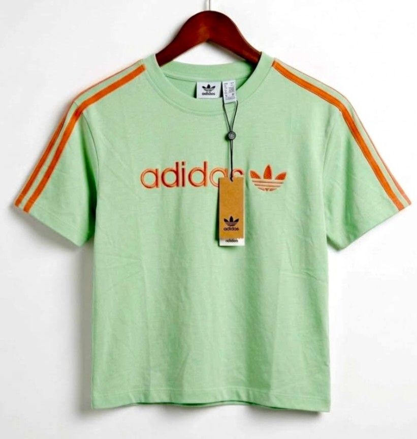 Adi embroidered Cotton tops (Category: Shirts) located in Quezon City. Submitted by panapton.ph (Listing ID 1465130087, Image 2). Description: -FLASH SALE ONLY 300 - Brandnew Cotton Tops -Sizes fits 34 up to 44bust -Actual item post -Color sage green ​Material: 100% soft cotton.