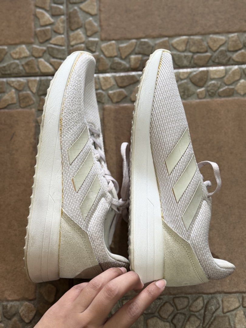 Adidas (Category: Sneakers) located in Quezon City. Submitted by relovedmebykay (Listing ID 1468569076, Image 3). Description: .