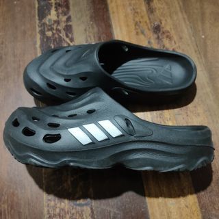 (Category: ) located in . Submitted by actualizeboutique (Listing ID 1468521930, Image 1). Description: .