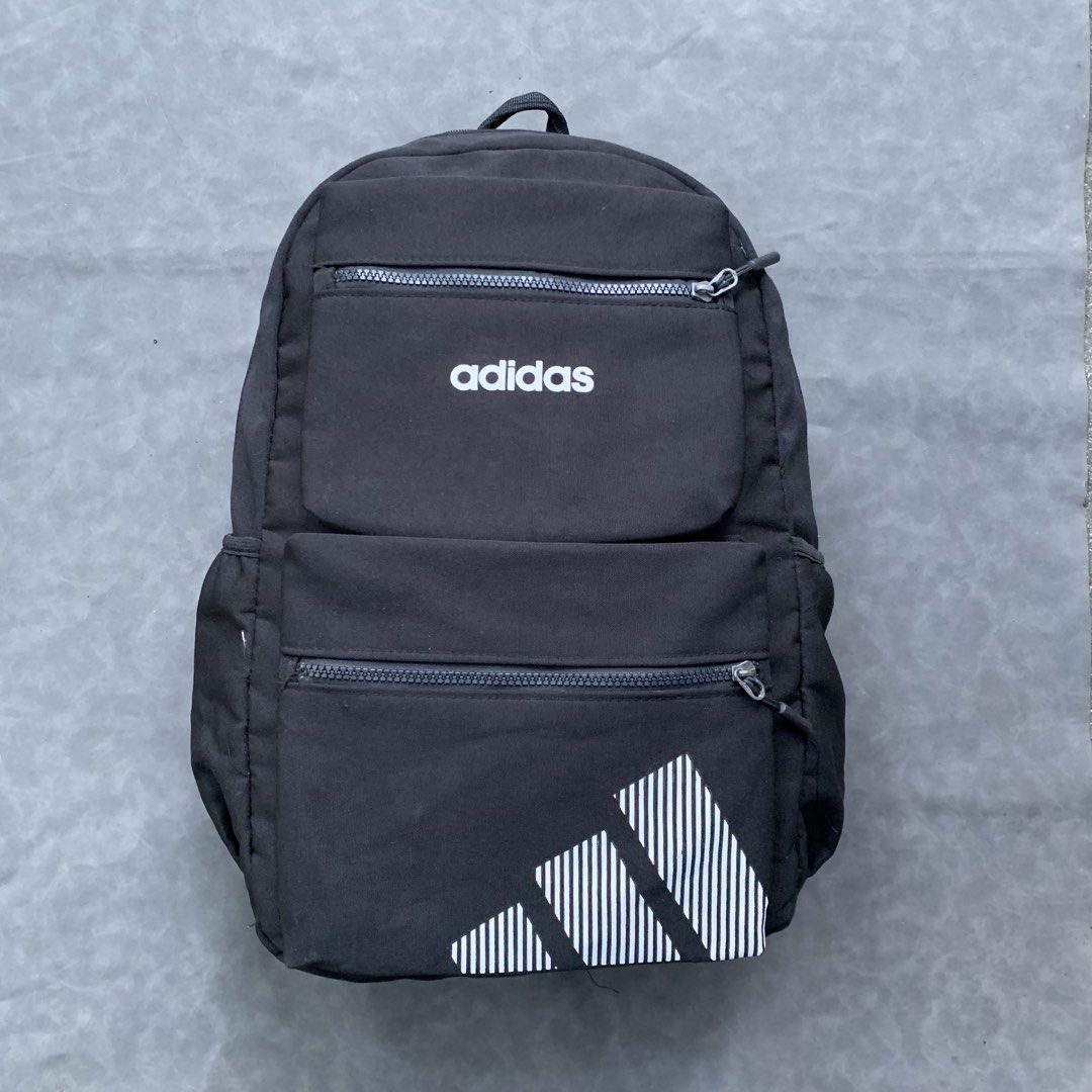 Adidas Backpack (Category: Backpacks) located in Manila. Submitted by emmanthrift (Listing ID 1468639649, Image 1). Description: .