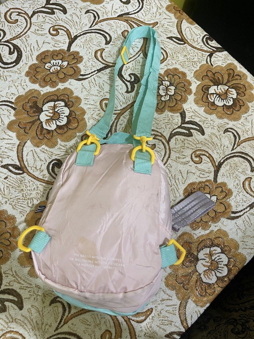 Adidas Bag (Category: Babies & Kids Fashion) located in Marikina City. Submitted by greatfindsmnlph (Listing ID 1468711381, Image 3). Description: Adi das Bag Price: 50 Size: Small Width: 9 Length: 10 Color: Multicolor Color Rate: 10/10 Condition: 9.5/10 nawala isang tali Very nice in actual.