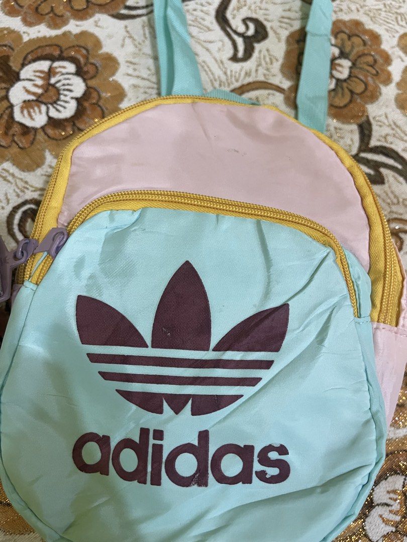 Adidas Bag (Category: Babies & Kids Fashion) located in Marikina City. Submitted by greatfindsmnlph (Listing ID 1468711381, Image 2). Description: Adi das Bag Price: 50 Size: Small Width: 9 Length: 10 Color: Multicolor Color Rate: 10/10 Condition: 9.5/10 nawala isang tali Very nice in actual.