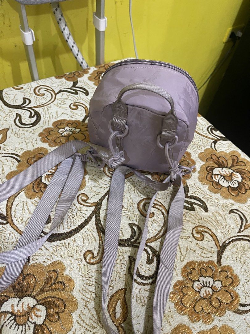Adidas Bag (Category: Babies & Kids Fashion) located in Marikina City. Submitted by greatfindsmnlph (Listing ID 1468711520, Image 3). Description: Adi das Bag Price: 200 Size: Small Width: 8 Length: 9 Color: Lavender Color Rate: 10/10 Condition: 10/10 almost new Very nice in actual.