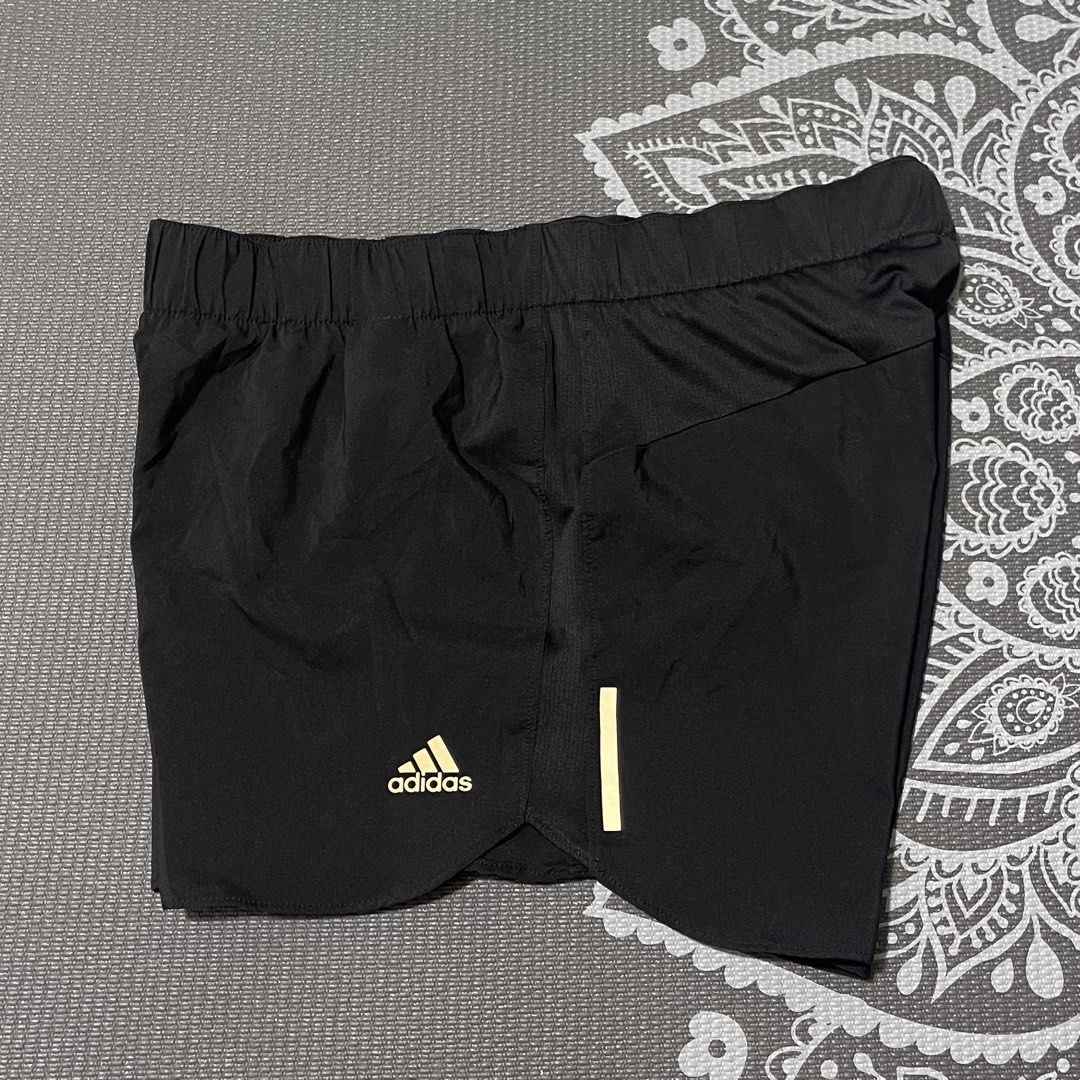 Adidas Climacool Running Short -No Liner (Large) (Category: Activewear) located in Manila. Submitted by dayclutter (Listing ID 1468637849, Image 3). Description: waist 30-36 inches length 11-13 inches issue: natanggal ung plastic s dulo ng drawstring (pls see last photo).