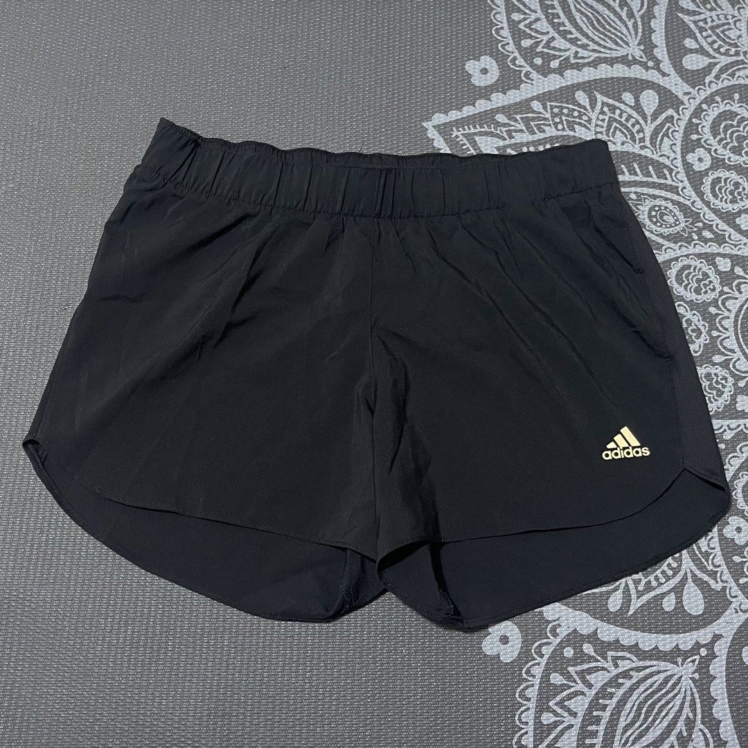 Adidas Climacool Running Short -No Liner (Large) (Category: Activewear) located in Manila. Submitted by dayclutter (Listing ID 1468637849, Image 1). Description: waist 30-36 inches length 11-13 inches issue: natanggal ung plastic s dulo ng drawstring (pls see last photo).