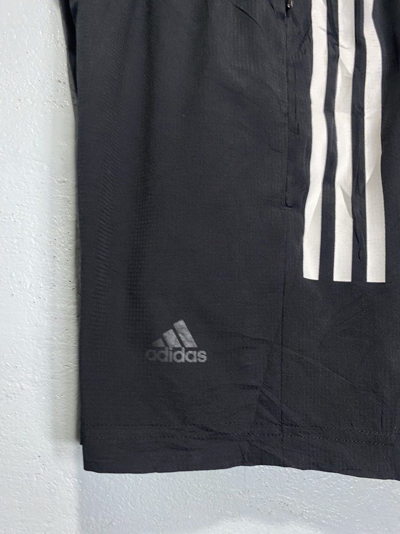 Adidas Climalite Black Athletic Shorts Size L (Category: Shorts) located in Bacong. Submitted by crommermann (Listing ID 1468650448, Image 3). Description: Adidas Short 🏷️ + 90 shipping fee -Dimes Waistline 30-34 Length 16.5 -Condition 9.5/10 -Color Rate 9.5/10 Excellent Condition Color may vary due to lightning Very Presentable when Worn Need Wash Pm/Dm Visayas Dumaguete loc J&T Courier Express 🚛🚛🚛.