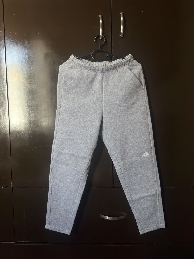 Adidas Grey Sweatpants Size M (Category: Other Bottoms) located in Binan City. Submitted by prelov3d.elle (Listing ID 1468627546, Image 1). Description: Got from Adidas outlet in Tokyo, Japan 🇯🇵.