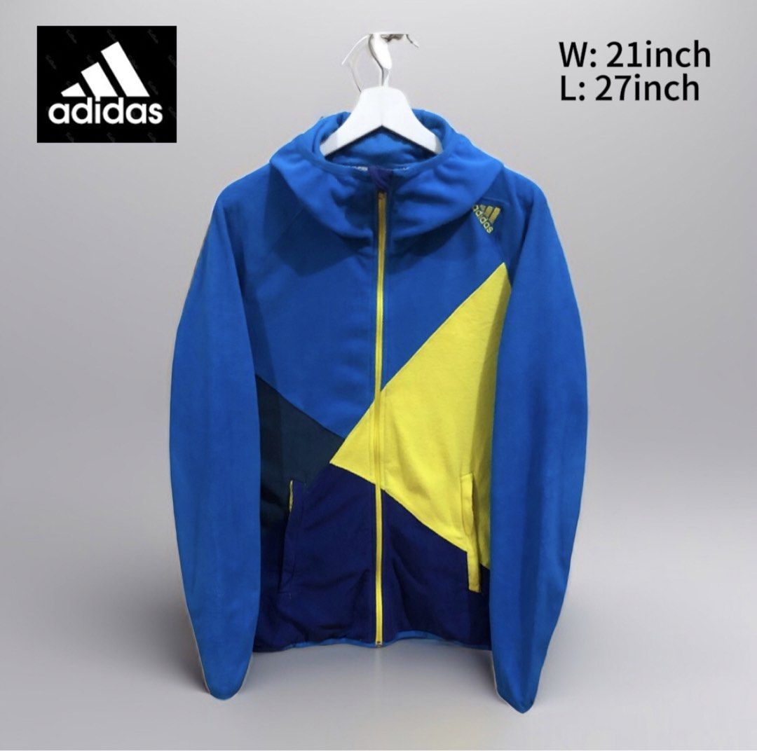 Adidas Hoodie Jacket (Category: Coats, Jackets and Outerwear) located in Oas. Submitted by alithrifthunter (Listing ID 1468592171, Image 1). Description: .