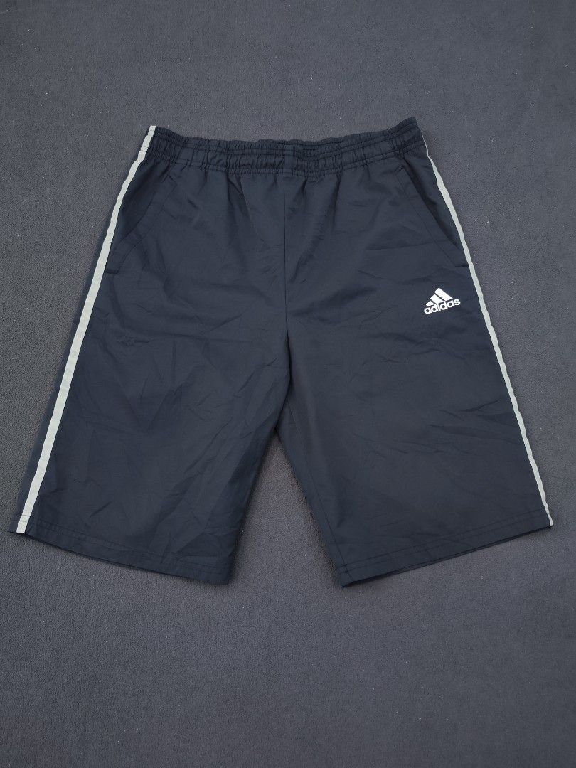 Adidas Nylon Shorts (Category: Shorts) located in Bulacan. Submitted by emilj23 (Listing ID 1468523127, Image 1). Description: Adidas Nylon Shorts Size 164 on tag L 21 W 30-34 Leg Hole 10 Condition 9.5/10 Color rate 9.5/10 No Issue.