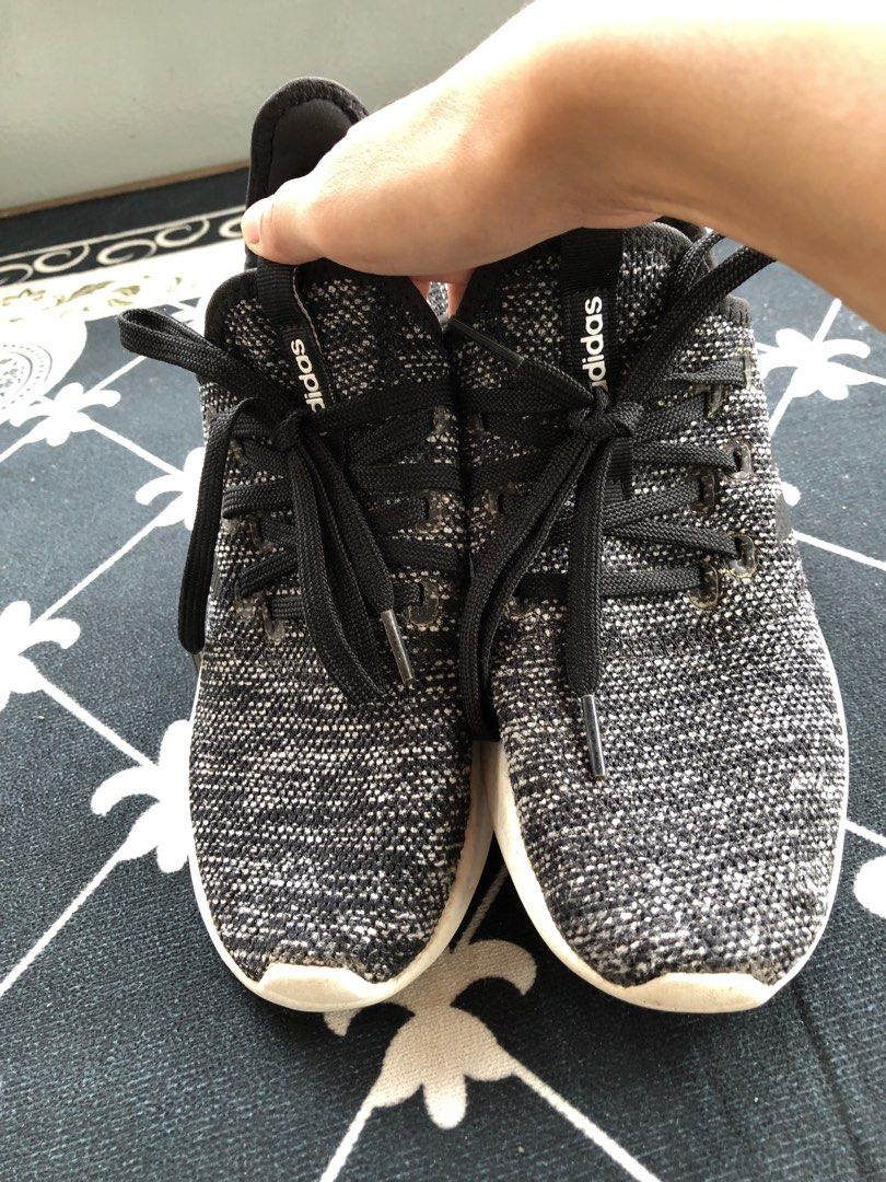 Adidas shoes (Category: Sneakers) located in Tuguegarao City. Submitted by roxannejoy_santos96 (Listing ID 1468633095, Image 1). Description: Adidas Shoes for women Size 8 Lightly used Soffer gaan malambot comfy sa paa.
