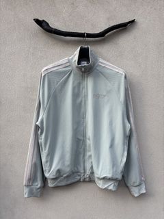 (Category: ) located in . Submitted by thrift.ed2023 (Listing ID 1468587873, Image 1). Description: .