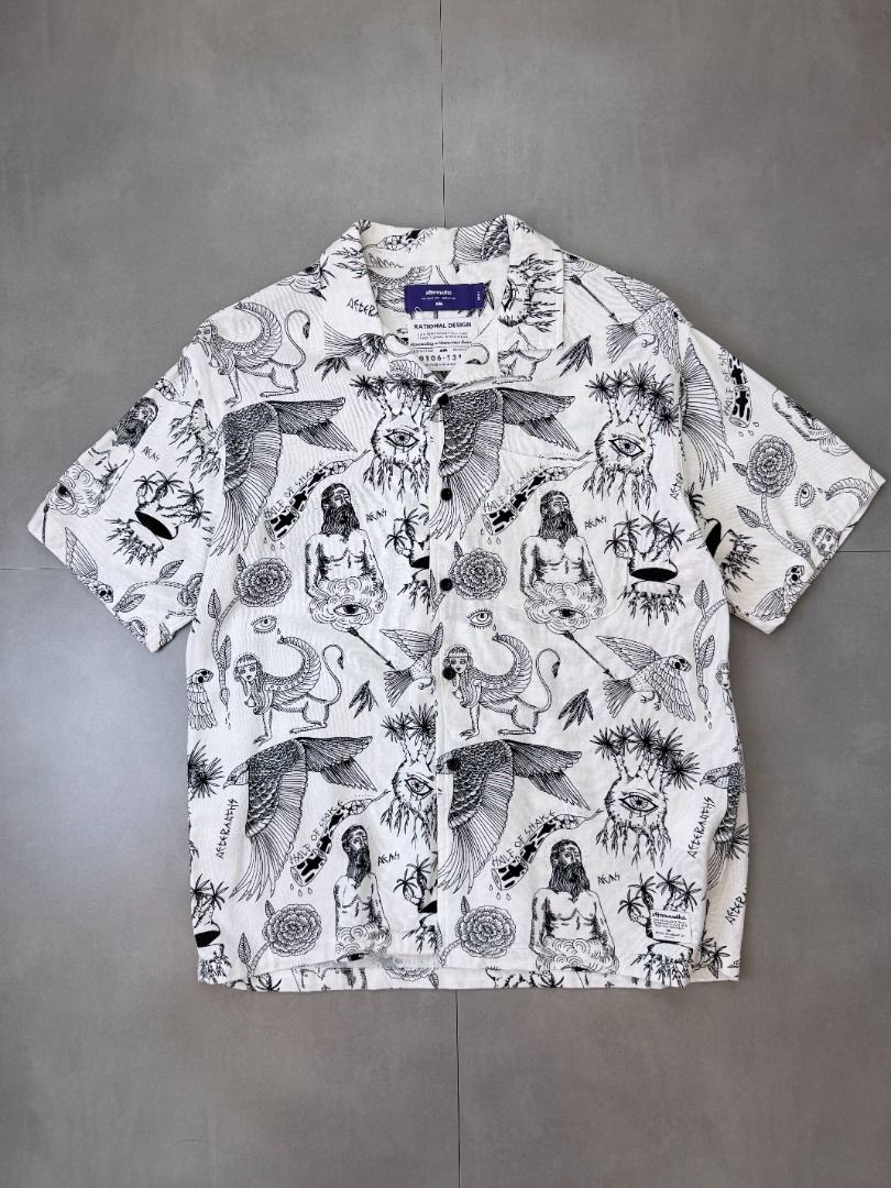 Aftermaths Black and White Tattoo polo (Category: Tshirts & Polo Shirts ) located in Cabanatuan. Submitted by argarments.ph (Listing ID 1468559252, Image 3). Description: Tagged: Small on tag, fits medium Width 20" | Length 27" Condition: Excellent condition Issue(s): -.
