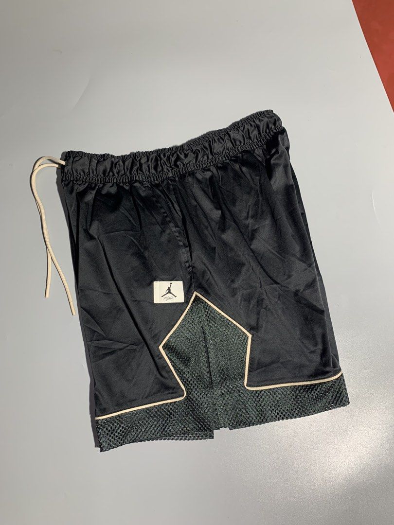 AIR JORDAN FLIGHT BOX LOGO SILK MATERIAL & MESH DIAMOND SHAPE (Category: Shorts) located in Bulacan. Submitted by aaron_garrucho15 (Listing ID 1468645248, Image 3). Description: - Brand: Jordan Flight - Color: Black with contrast piping - Features: Mesh panels for breathability, elastic waistband with long drawstring, and stitched Jumpman Flight logo patch - Material: Lightweight performance fabric - Best for: Workouts, casual street wear, and pi