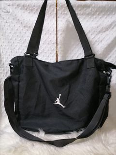 (Category: ) located in . Submitted by az-branded.items (Listing ID 1468584191, Image 1). Description: .