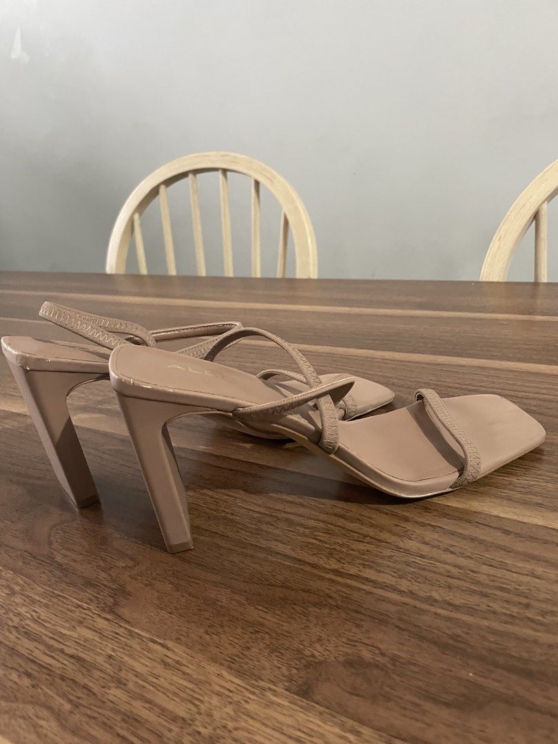 Aldo sandals with heels ( size 8.5) (Category: Sandals) located in Valenzuela. Submitted by 4kshoppe (Listing ID 1468527639, Image 3). Description: Brand: aldo Size : US 8.5 Condition : like new .