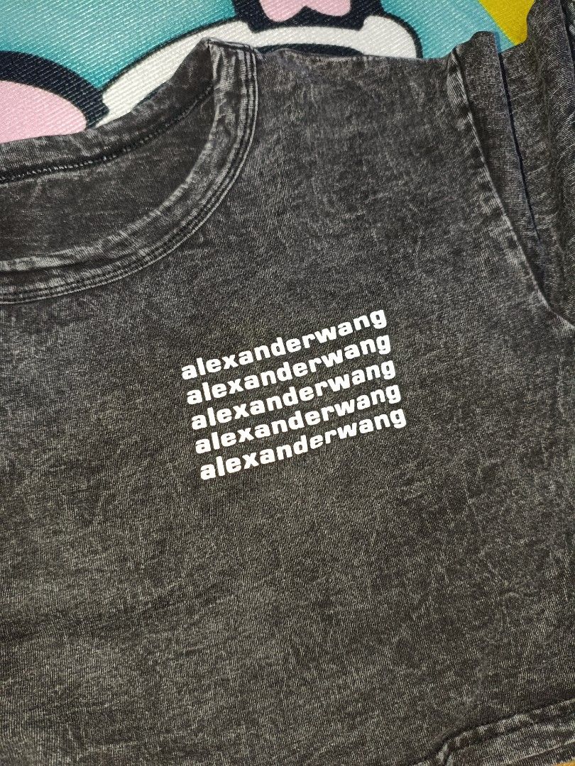 Alexander Wang Acid Wash Crop Tee (Category: Shirts) located in Santa Maria. Submitted by abclosetph (Listing ID 1467427783, Image 2). Description: medida size! bust: 42 length: 14.5 - color may vary due to lighting - manage your expectations, these are preloved items..