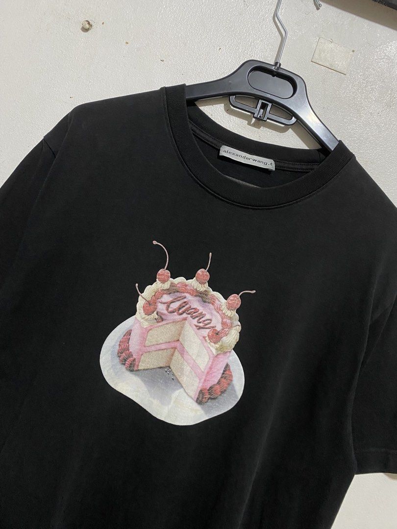ALEXANDER WANG CAKE SHIRT (Category: Tshirts & Polo Shirts ) located in Manila. Submitted by brndn.rgld (Listing ID 1468667686, Image 3). Description: 21 Width 28 Length Like new condition Heavy Cloth Crew Neck No issue Dm ur sure offer only.