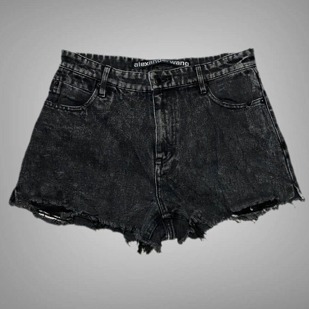 alexander wang leather (Category: Shorts) located in Mabalacat. Submitted by stellargarments (Listing ID 1468541844, Image 2). Description: Size : 29-30 Length : 14 Condition : 9.8/10 WITH LEATHER PATCH LOGO WITH ALEXANDER WANG BUTTON SUPER GANDA NG DETAILS ACID BLACK PO TALAGA 4 POCKETS TOTAL COMPLETE TAGS SUPER NICE & KINIS! VERY COMFY & SMOOTH ON SKIN NEED WASH NO MAJOR STAIN FRESH FROM BALE.