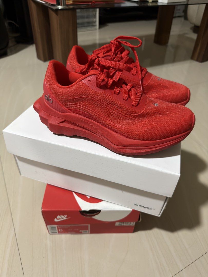 Alo Runner (Category: Sneakers & Footwear) located in Mabalacat. Submitted by madsnicdao (Listing ID 1468544161, Image 2). Description: Original price at Php 14,400.