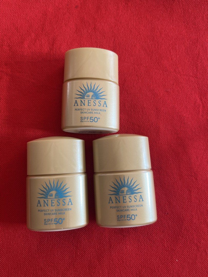 ANESSA PERFECT UV SUNSCREEN SF50 (Category: Face Care) located in Manila. Submitted by luxeclassyshop (Listing ID 1468570548, Image 3). Description: Same ANESSA PERFECT UV SUNSCREEN SF50 Mini Color of front packaging Gold 12ml Blue 12ml 3 3.