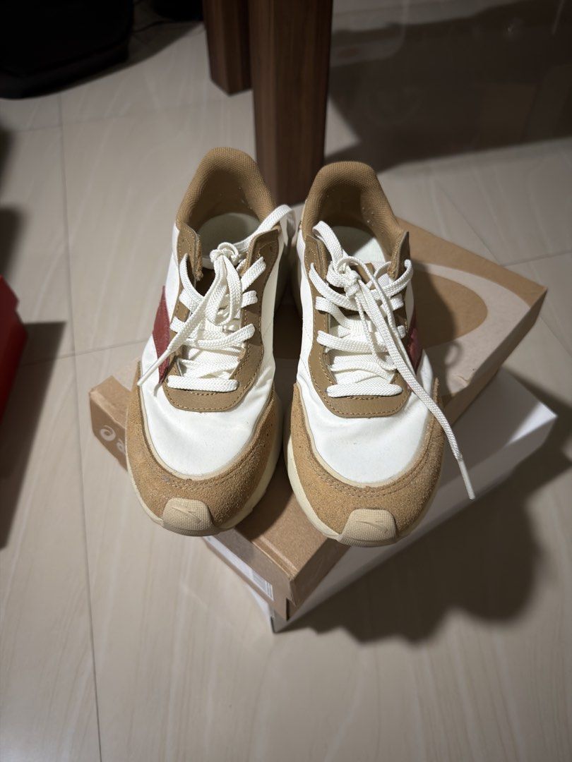 Anta Heritage70 (Category: Sneakers) located in Mabalacat. Submitted by madsnicdao (Listing ID 1468543456, Image 3). Description: .