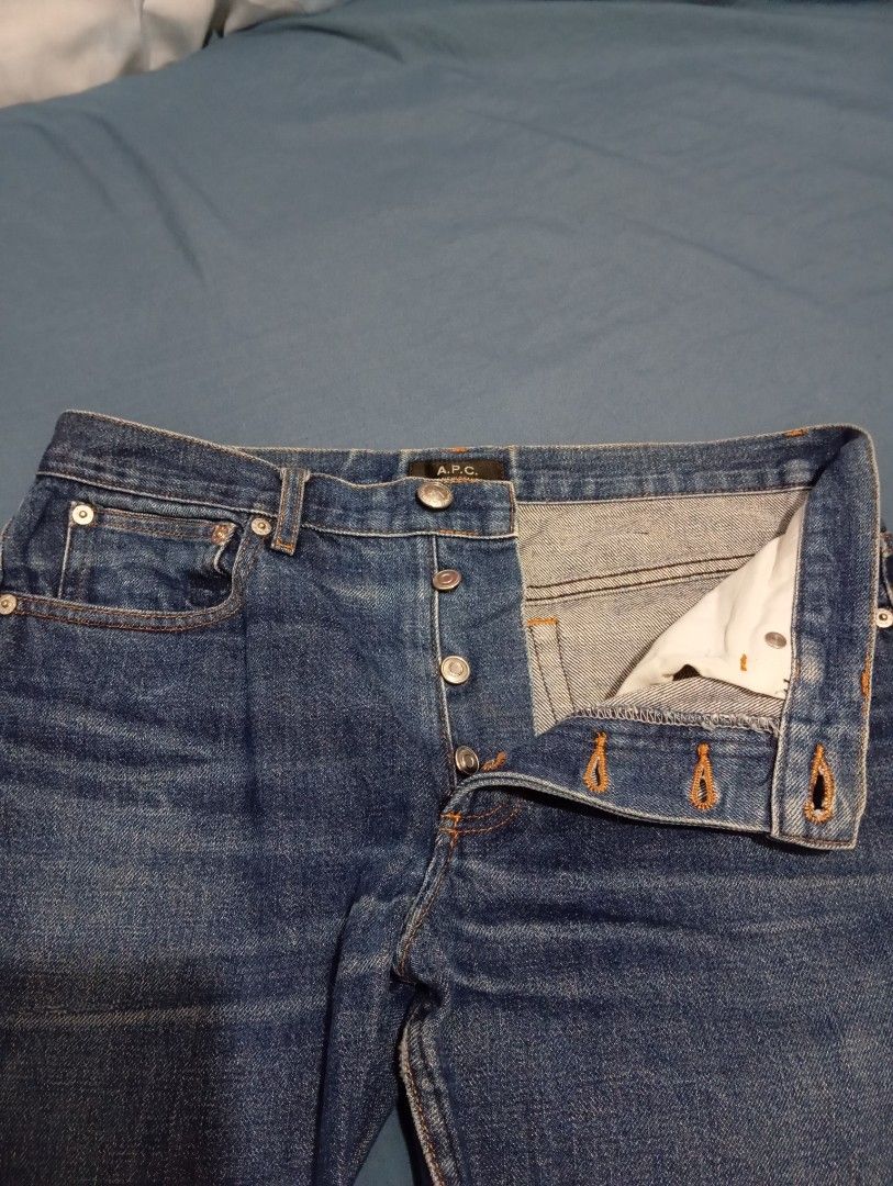 A.P.C. Japan (Category: Jeans) located in Manila. Submitted by ricobagallon123 (Listing ID 1468628106, Image 3). Description: .