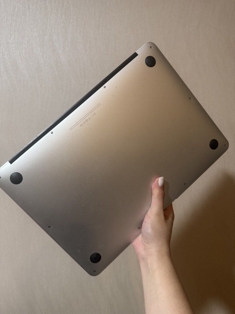 Apple MacBook Air 13-inch 2017 (Category: Laptops & Notebooks) located in Taguig. Submitted by whitechocolatechip (Listing ID 1468633538, Image 2). Description: MacBook Air 13-inch from 2017. Runs on macOS Sierra. Equipped with 1.8 GHz Intel Core i5 processor and 8 GB RAM. 1.5 GB Intel HD Graphics 6000. Silver aluminum body. Normal wear and tear on casing and keyboard area. Screen works fine. Rush. Sale 8800 only negotiable Works well with zoom, 
