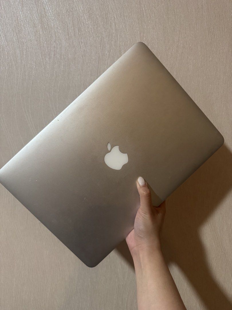 Apple MacBook Air 13-inch 2017 (Category: Laptops & Notebooks) located in Taguig. Submitted by whitechocolatechip (Listing ID 1468633538, Image 1). Description: MacBook Air 13-inch from 2017. Runs on macOS Sierra. Equipped with 1.8 GHz Intel Core i5 processor and 8 GB RAM. 1.5 GB Intel HD Graphics 6000. Silver aluminum body. Normal wear and tear on casing and keyboard area. Screen works fine. Rush. Sale 8800 only negotiable Works well with zoom, 